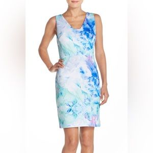 EUC Julia Jordan Scuba Dress with cut out back design Size 8 Blue/Green/purple